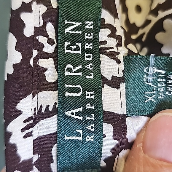 RALPH LAUREN, NWT brown tropical print women's button-down blouse. Size XL - Picture 8 of 12